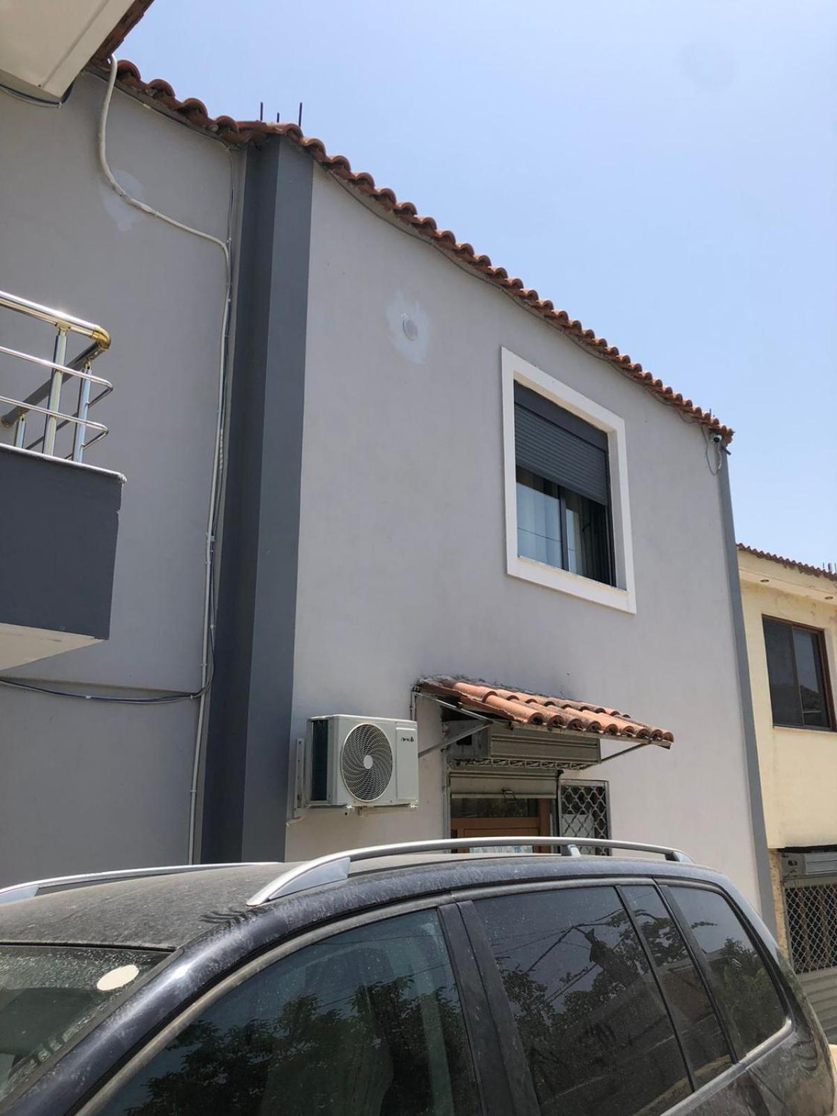 Mona'S Guesthouse ساراندا الغرفة الصورة