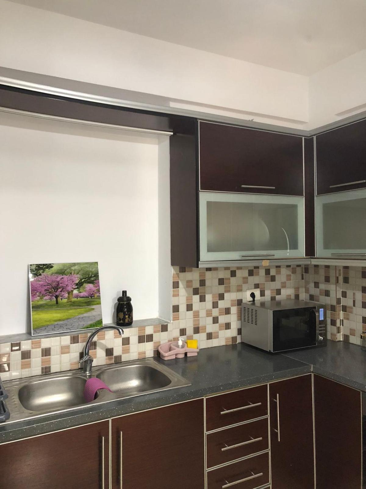 Mona'S Guesthouse ساراندا الغرفة الصورة