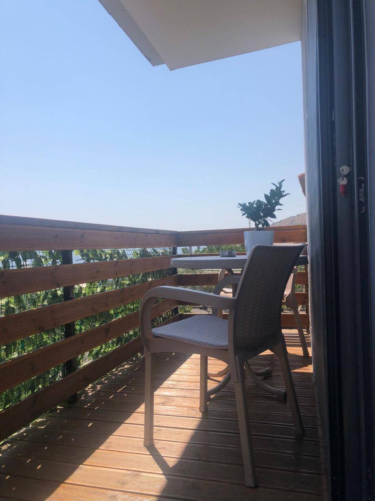 Mona'S Guesthouse ساراندا المظهر الخارجي الصورة