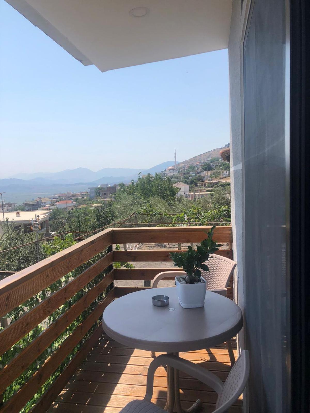 Mona'S Guesthouse ساراندا المظهر الخارجي الصورة
